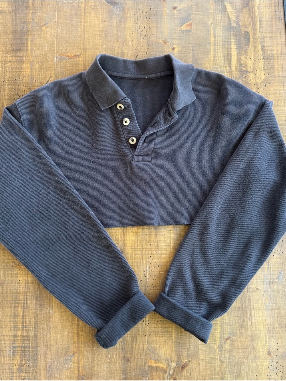 Cherokee Black Cropped Long-Sleeve Polo Top